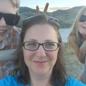 Meet your Posher, Val